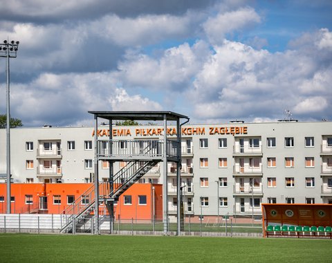 Jacek Piegza " O treningu młodego sportowca" Jacek Piegza " O treningu młodego sportowca"