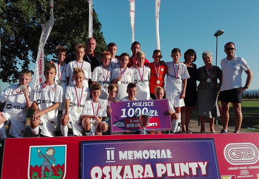 Zagłębie Lubin zwycięzcą turnieju piłkarskiego w Dzierżoniowie