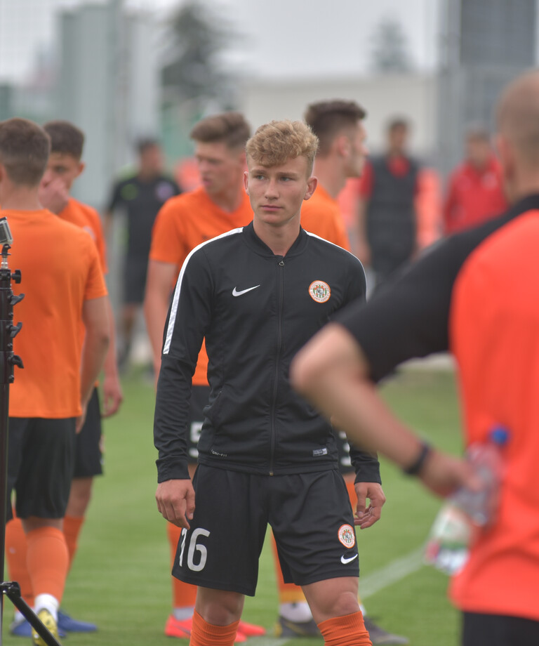 Przegrany pierwszy półfinał CLJ U-17 Przegrany pierwszy półfinał CLJ U-17
