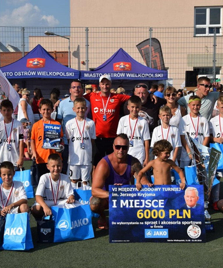 Drużyna U-11 z pierwszym miejscem Drużyna U-11 z pierwszym miejscem