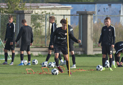 Polska U-17: Efektowne trafienie Bartosza Matuły 