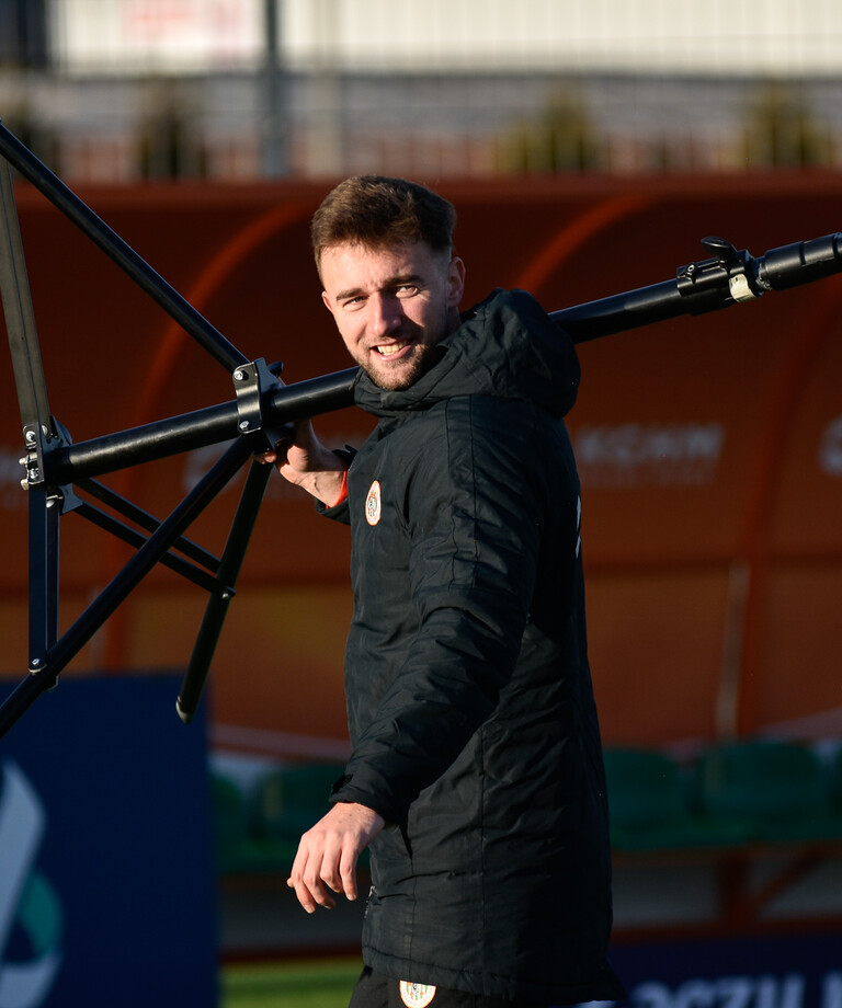 Trener Łukasz Spychalski z licencją UEFA GK B Trener Łukasz Spychalski z licencją UEFA GK B