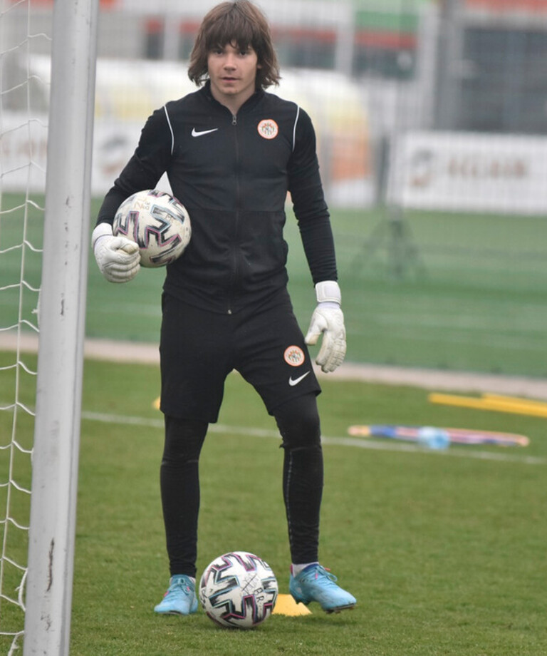 POL U-15: Bartosz Kłosowski powołany na najbliższe zgrupowanie POL U-15: Bartosz Kłosowski powołany na najbliższe zgrupowanie