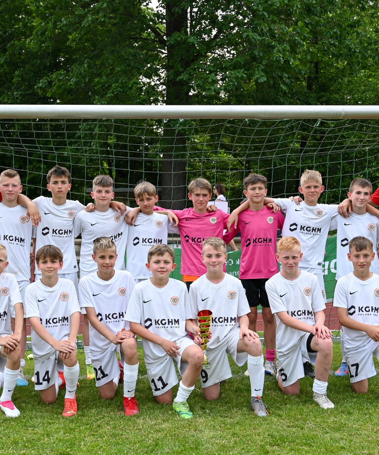 Świetny występ drużyny U-12 na turnieju w Niemczech! Świetny występ drużyny U-12 na turnieju w Niemczech!
