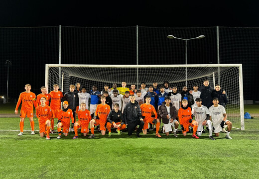 Zagłębie Lubin U-15 rozegrało sparing z zespołem złożonym z zawodników reprezentujących cztery kontynenty 