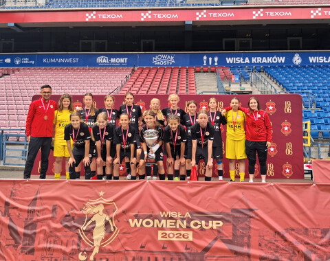 Drużyna AP KGHM Zagłębie dziewczyn do lat 13 zwyciężyła w turnieju Wisła Women CUP 2026