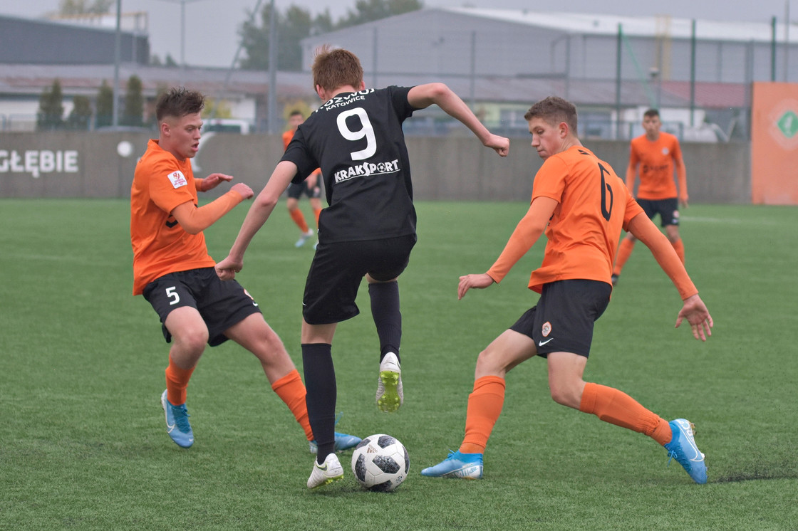 Juniorzy młodsi lepsi od Rozwoju Katowice Juniorzy młodsi lepsi od Rozwoju Katowice