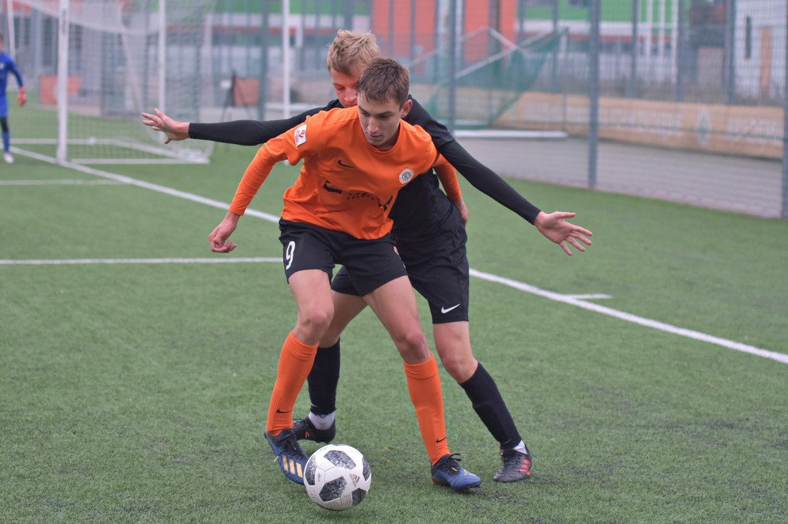 Juniorzy młodsi lepsi od Rozwoju Katowice Juniorzy młodsi lepsi od Rozwoju Katowice