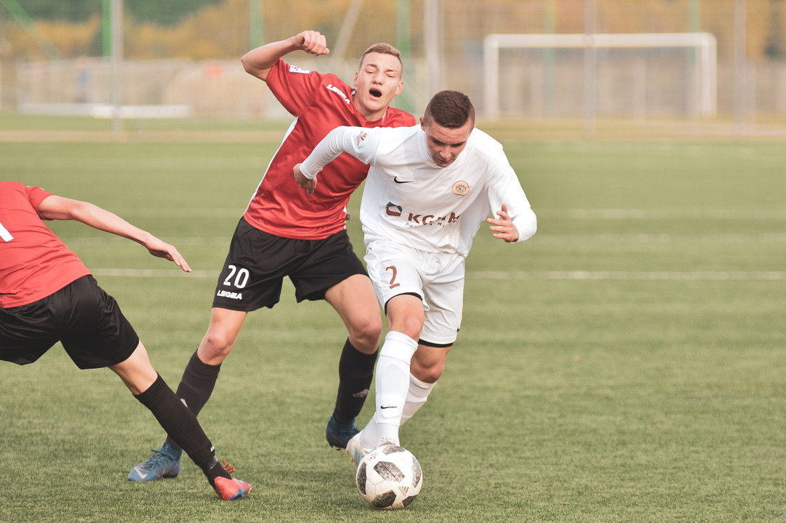 Juniorzy młodsi lepsi od Gwarka Zabrze Juniorzy młodsi lepsi od Gwarka Zabrze