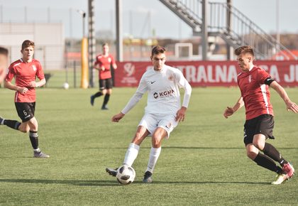 Juniorzy młodsi lepsi od Gwarka Zabrze 