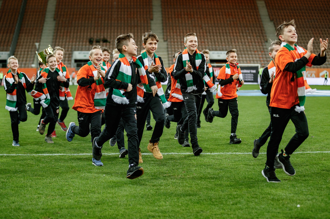 Zespół U-12 nagrodzony w przerwie meczu KGHM Zagłębia z Lechią Gdańsk