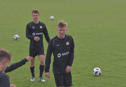 Poranny trening juniorów młodszych | FOTO