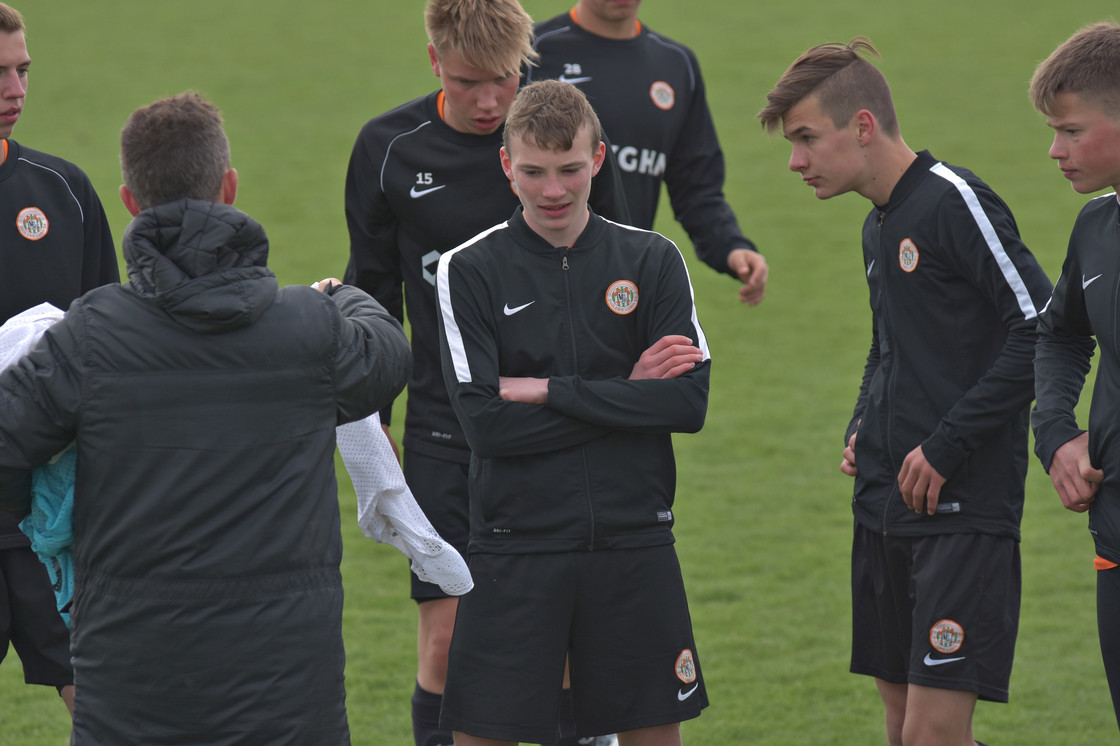 Poranny trening juniorów młodszych | FOTO