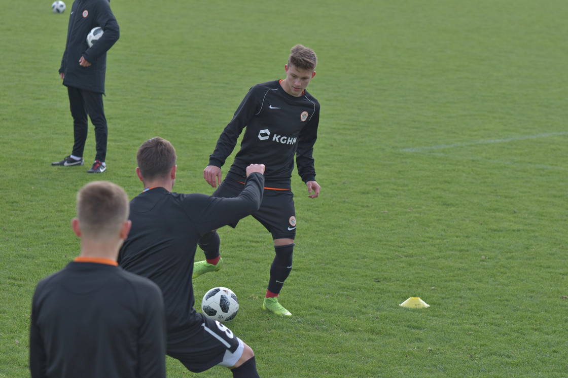 Poranny trening juniorów młodszych | FOTO