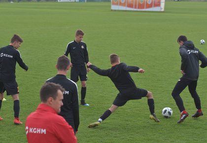 Poranny trening juniorów młodszych | FOTO