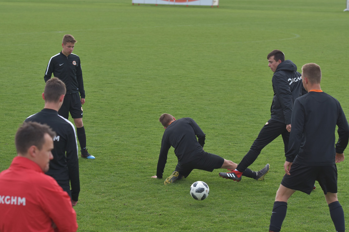 Poranny trening juniorów młodszych | FOTO