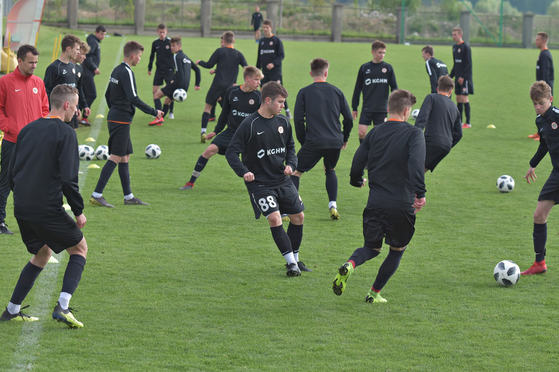 Poranny trening juniorów młodszych | FOTO