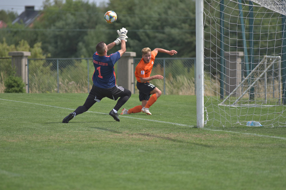 Pierwszy mecz kontrolny juniorów starszych Pierwszy mecz kontrolny juniorów starszych