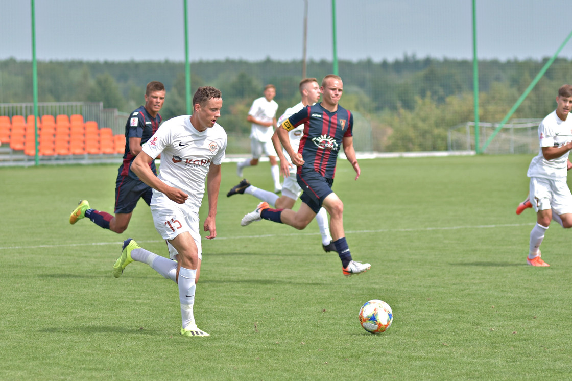 Wysokie zwycięstwo juniorów z Pogonią Wysokie zwycięstwo juniorów z Pogonią