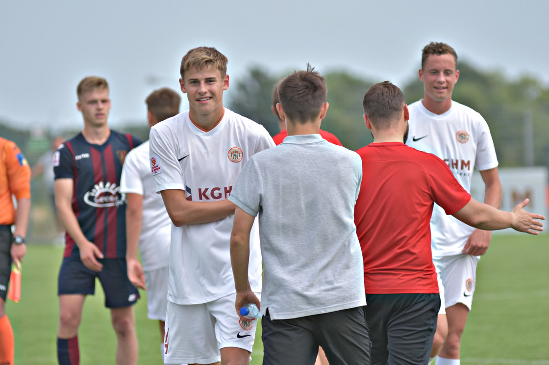 Wysokie zwycięstwo juniorów z Pogonią Wysokie zwycięstwo juniorów z Pogonią