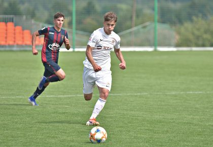 Wysokie zwycięstwo juniorów z Pogonią