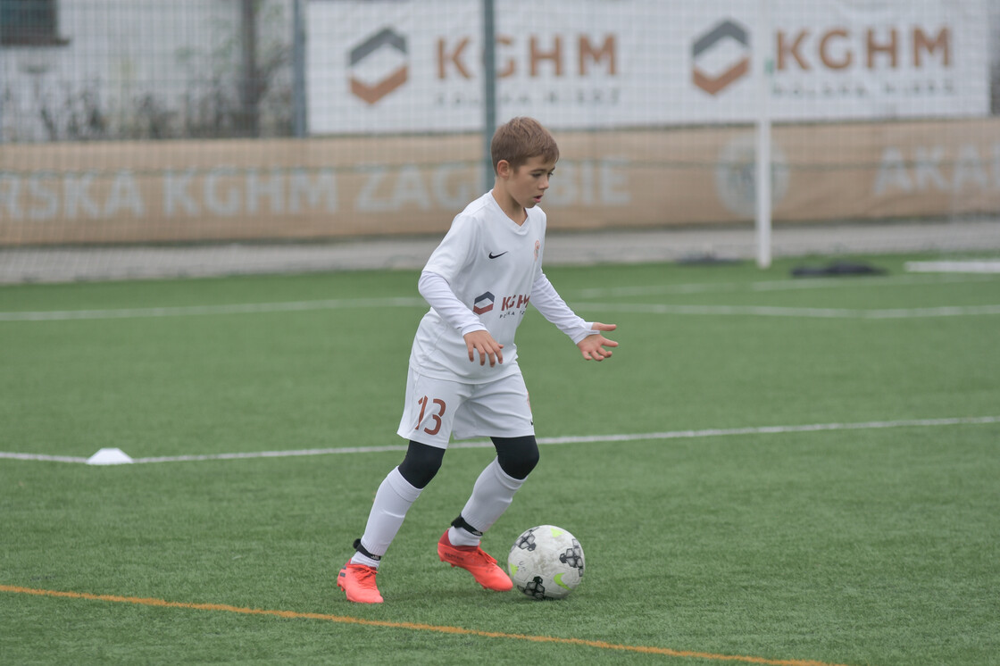 Mecze drużyn U-12 okiem aparatu Mecze drużyn U-12 okiem aparatu