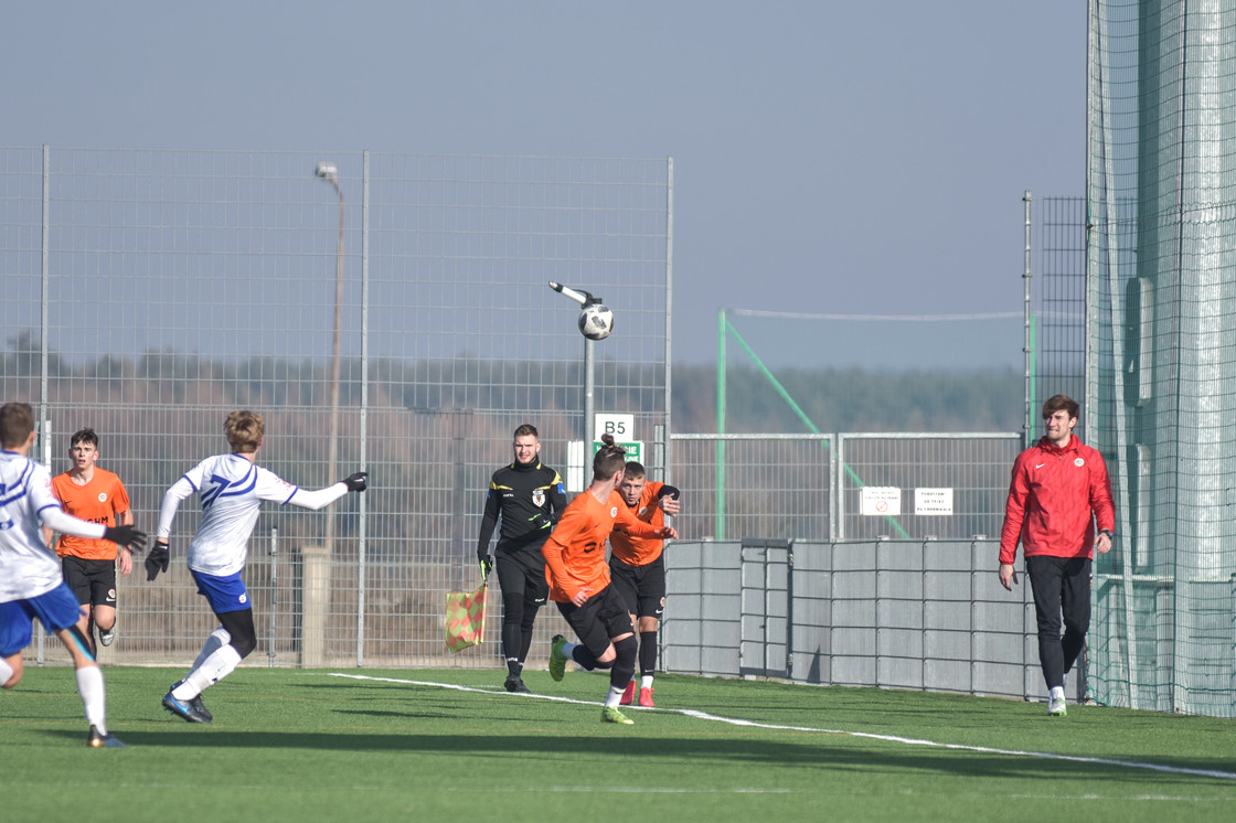 Mecz kontrolny juniorów młodszych z SMS-em Łódź Mecz kontrolny juniorów młodszych z SMS-em Łódź