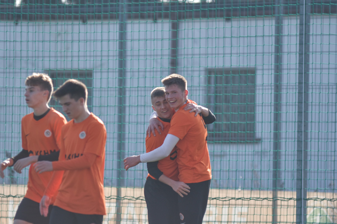 Mecz kontrolny juniorów młodszych z SMS-em Łódź Mecz kontrolny juniorów młodszych z SMS-em Łódź