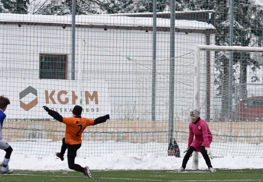 U-12 biała w Legnicy 