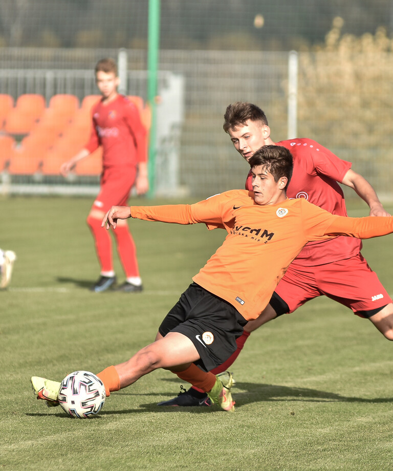 U-17: Wygrana nad Rakowem | Miedziowi mistrzami jesieni! U-17: Wygrana nad Rakowem | Miedziowi mistrzami jesieni!