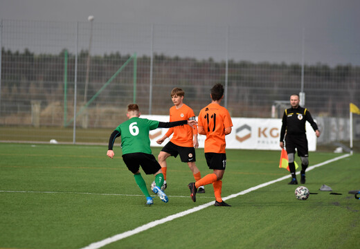 U-16: Remis w derbach