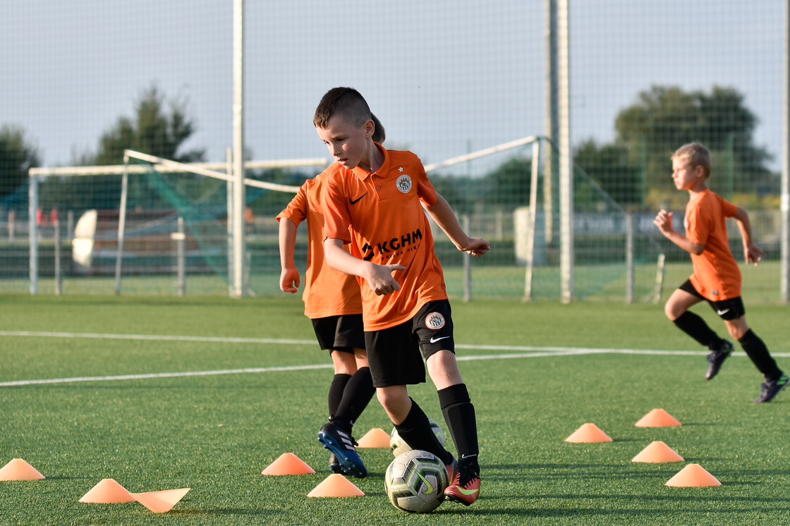 Trening U-8 w obiektywie