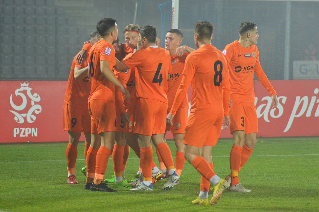 eWinner 2 liga: KKS Kalisz - KGHM Zagłębie II | FOTO eWinner 2 liga: KKS Kalisz - KGHM Zagłębie II | FOTO