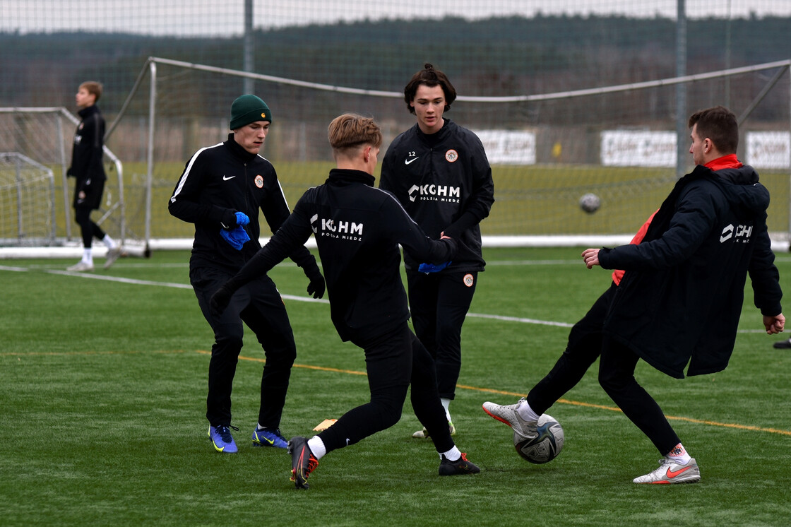 Trening drużyn U-18 i U-16 | FOTO Trening drużyn U-18 i U-16 | FOTO