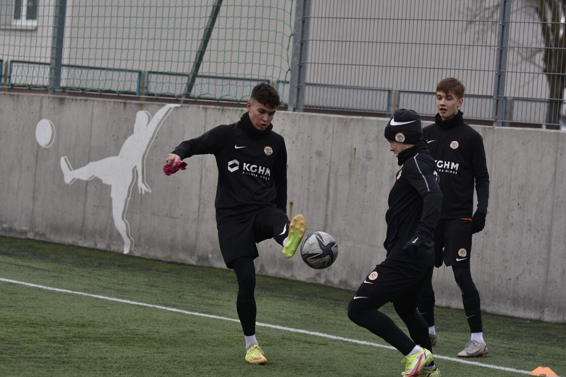 Trening drużyn U-18 i U-16 | FOTO Trening drużyn U-18 i U-16 | FOTO