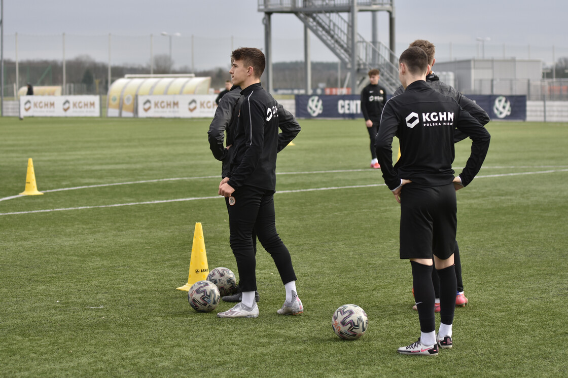 Trening drużyn U-18 i U-16 | FOTO Trening drużyn U-18 i U-16 | FOTO