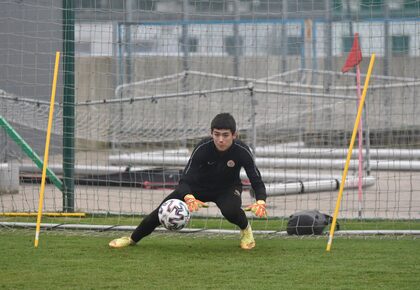 Treningi drużyny U-15 oraz bramkarzy w obiektywie