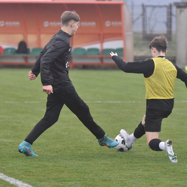 Treningi drużyny U-15 oraz bramkarzy w obiektywie