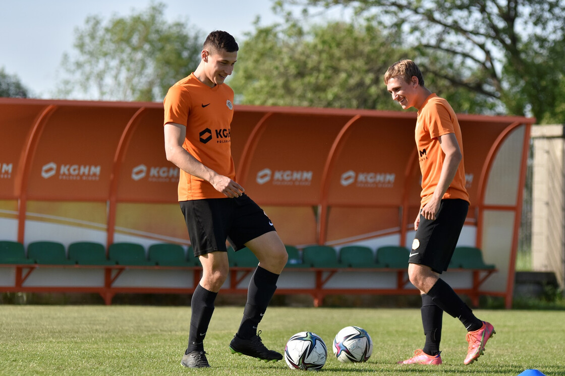 Wspólny trening zawodników drużyn U21 i U18 Wspólny trening zawodników drużyn U21 i U18
