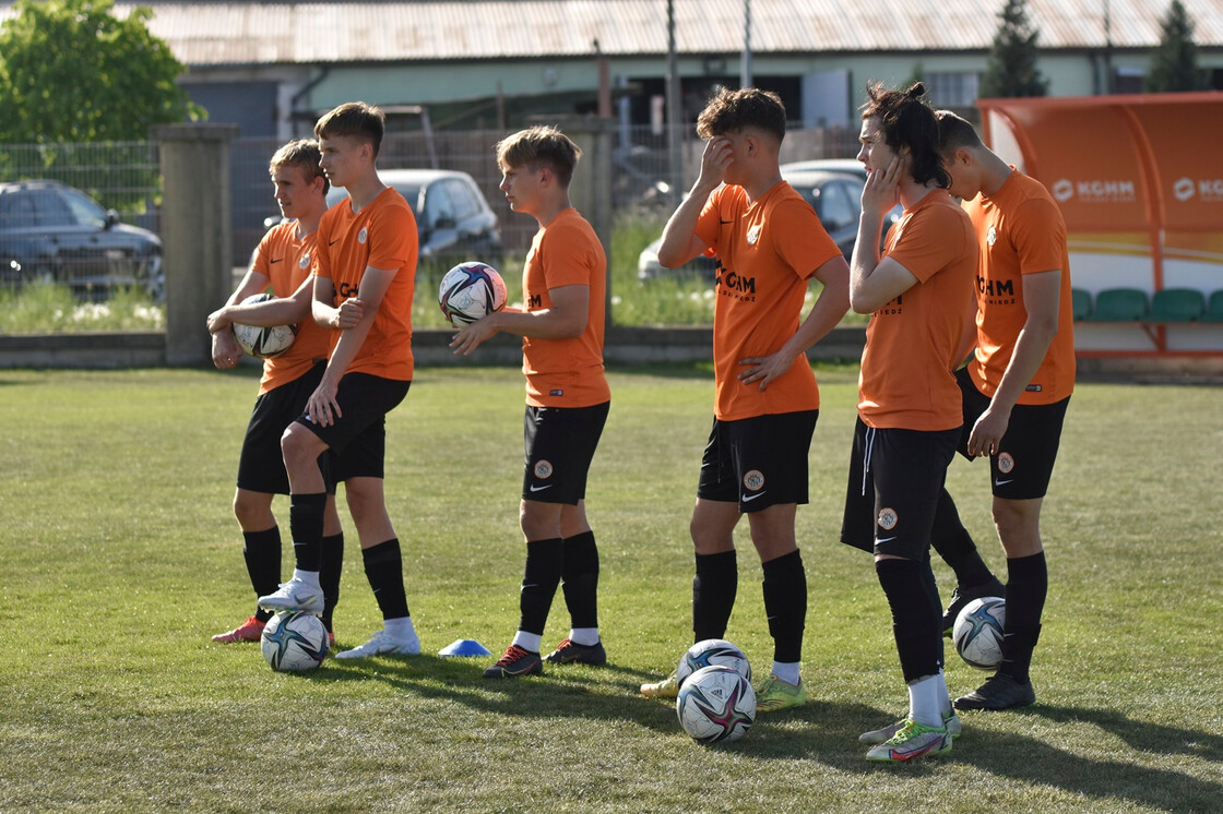 Wspólny trening zawodników drużyn U21 i U18 Wspólny trening zawodników drużyn U21 i U18