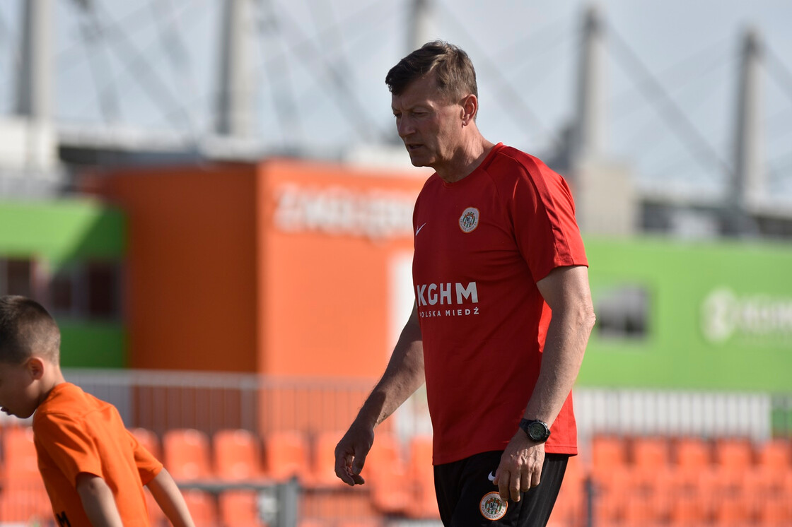 Poniedziałkowy trening naszych zespołów Poniedziałkowy trening naszych zespołów