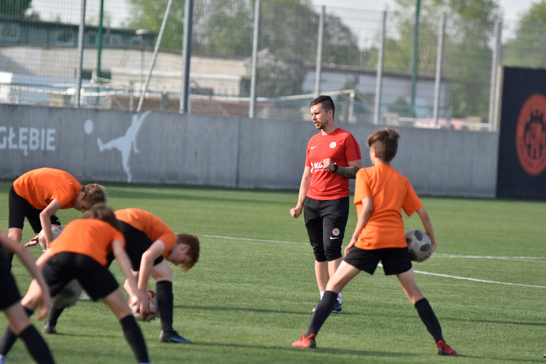 Poniedziałkowy trening naszych zespołów Poniedziałkowy trening naszych zespołów