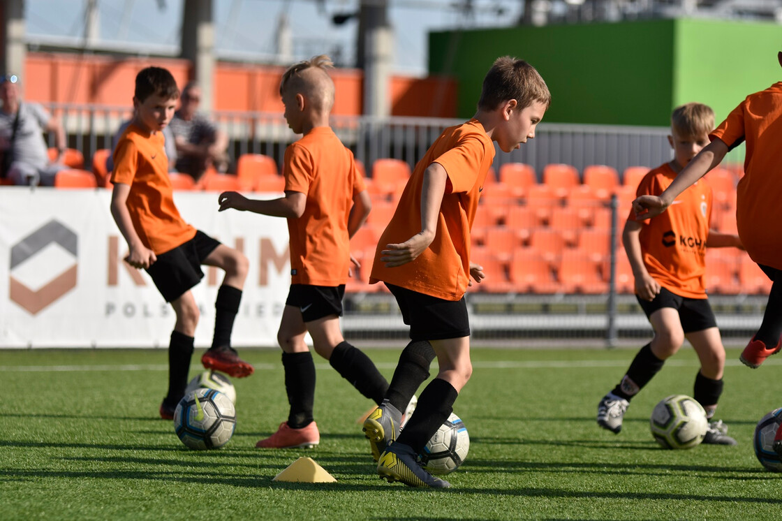 Poniedziałkowy trening naszych zespołów Poniedziałkowy trening naszych zespołów