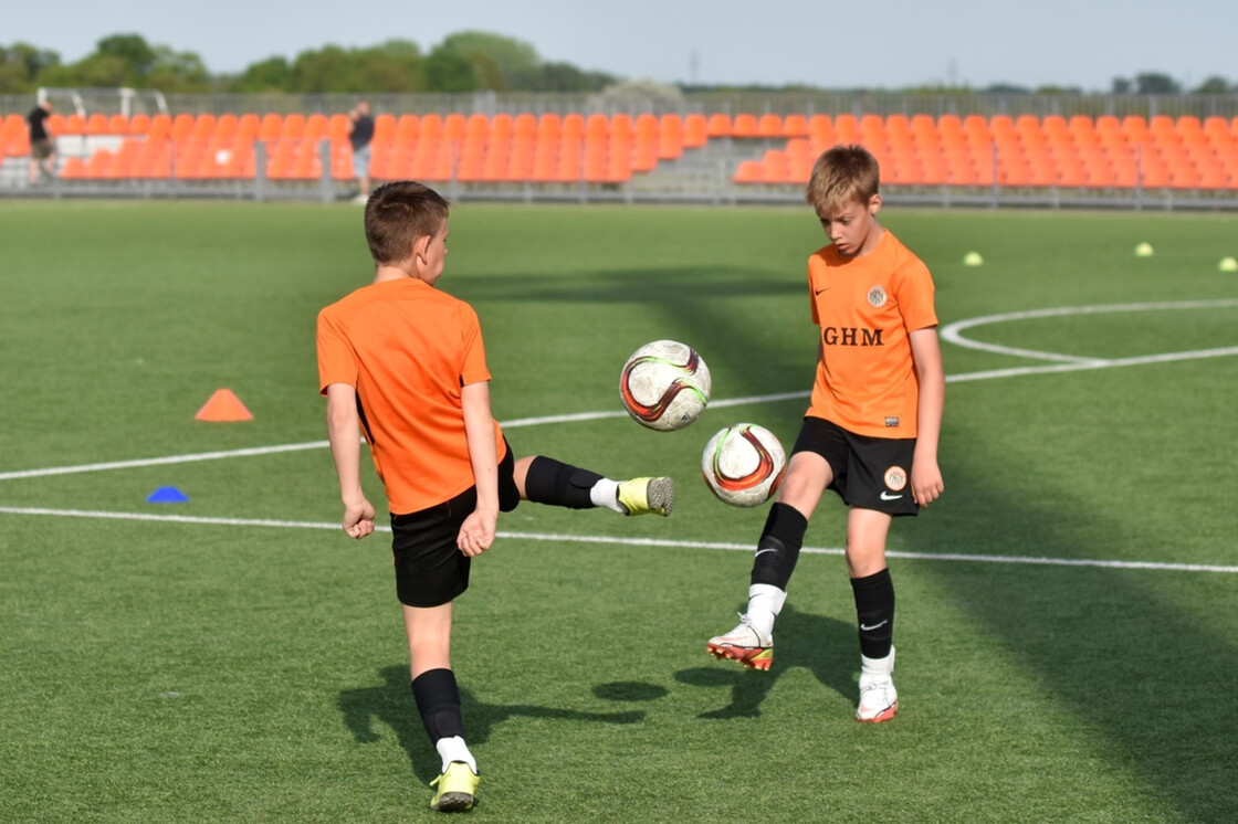 Poniedziałkowy trening naszych zespołów Poniedziałkowy trening naszych zespołów