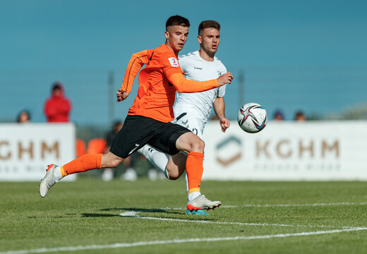 Jakub Sypek odchodzi do Widzewa Łódź