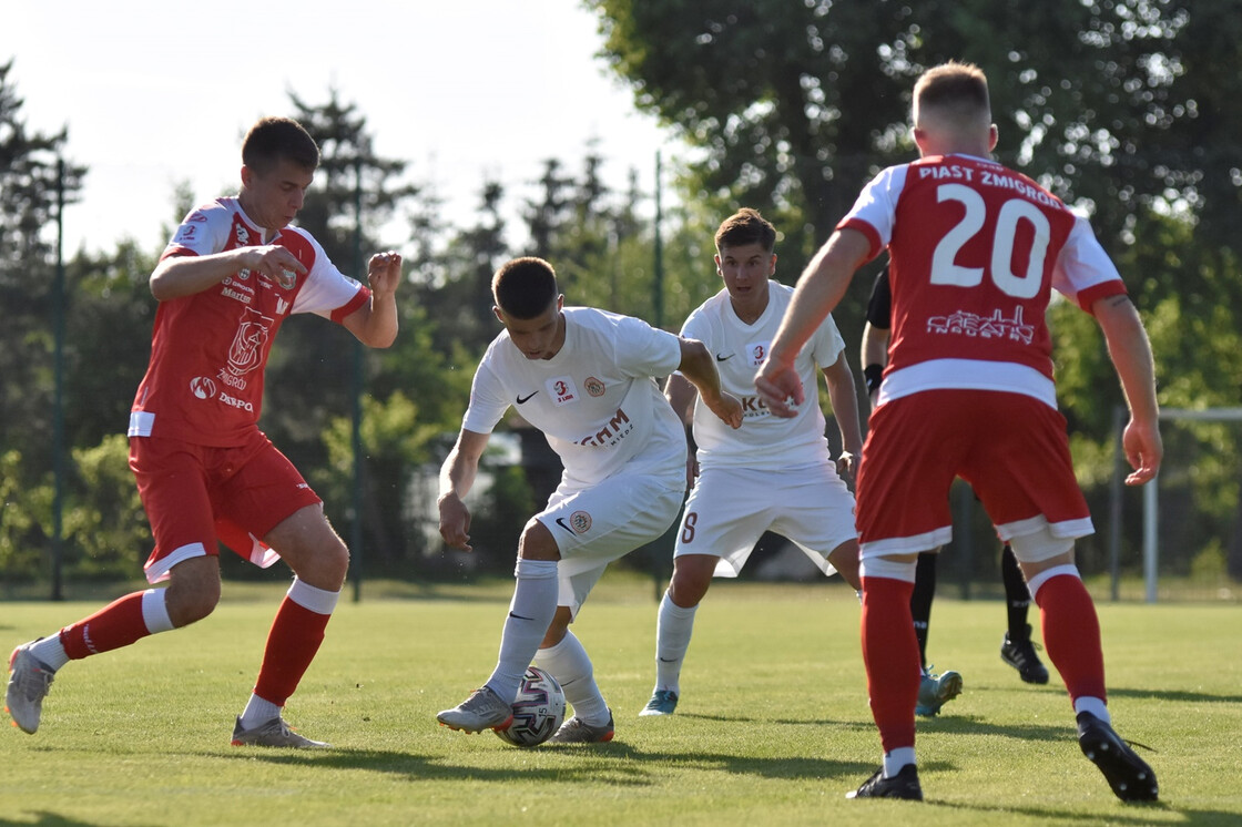 III liga: Piast Żmigród - KGHM Zagłębie II | FOTO