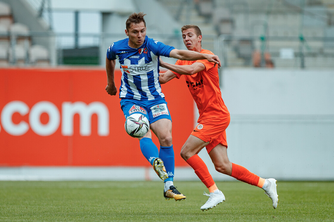 eWinner 2 liga: KGHM Zagłębie II Lubin - Pogoń Siedlce | FOTO