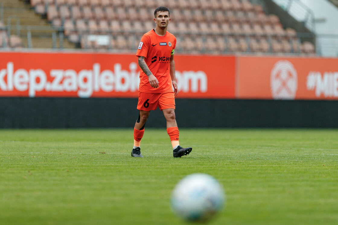 eWinner 2 liga: KGHM Zagłębie II Lubin - Hutnik Kraków | FOTO