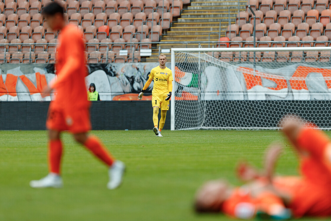 eWinner 2 liga: KGHM Zagłębie II Lubin - Hutnik Kraków | FOTO