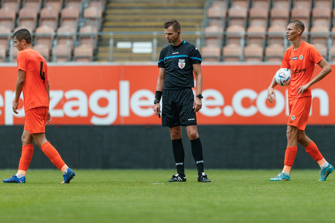 eWinner 2 liga: KGHM Zagłębie II Lubin - Hutnik Kraków | FOTO